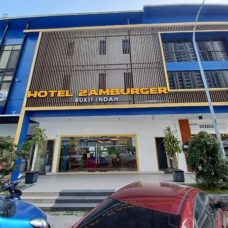 Hotel Zamburger Bukit Indah Джохор Бахру Екстериор снимка